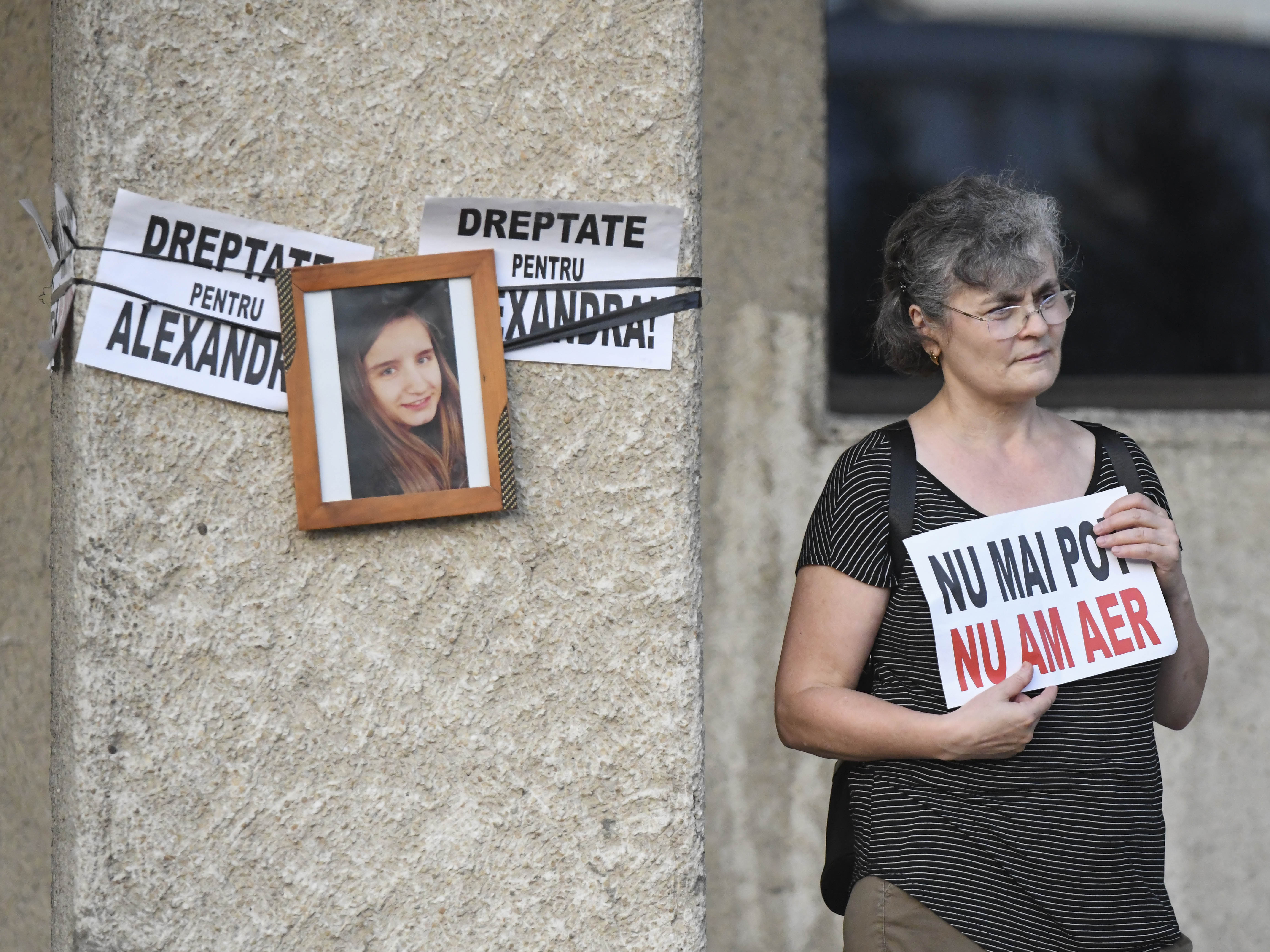 La 3 ani de la moartea Alexandrei Ivanov, tânăra de 25 de ani care a agonizat fără îngrijire o noapte întreagă într-un spital dintr-o capitală de județ, dosarul nu a ajuns în instanță
