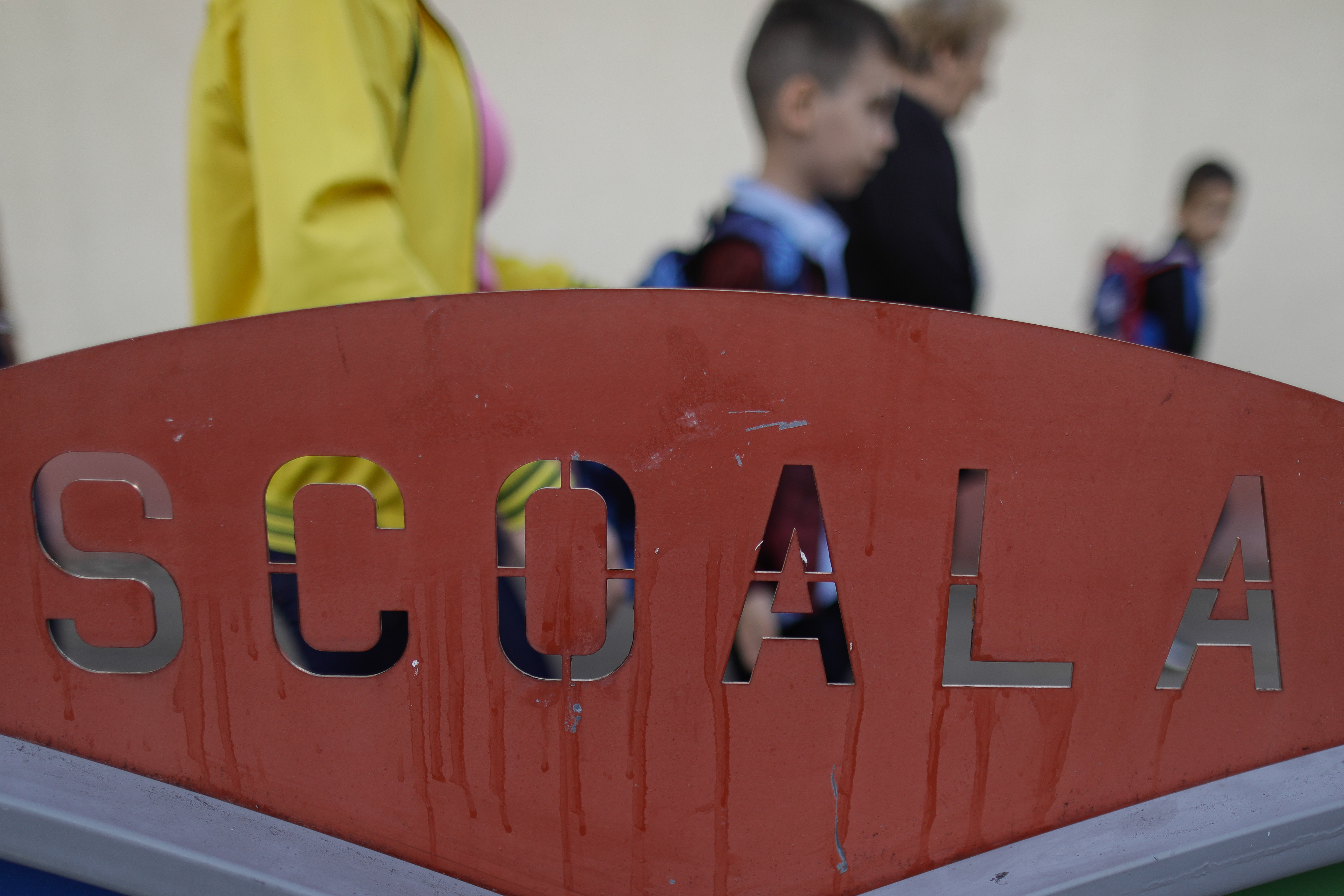 Părinți în alertă la București: Comasarea liceelor stârnește temeri privind „pierderea identității”