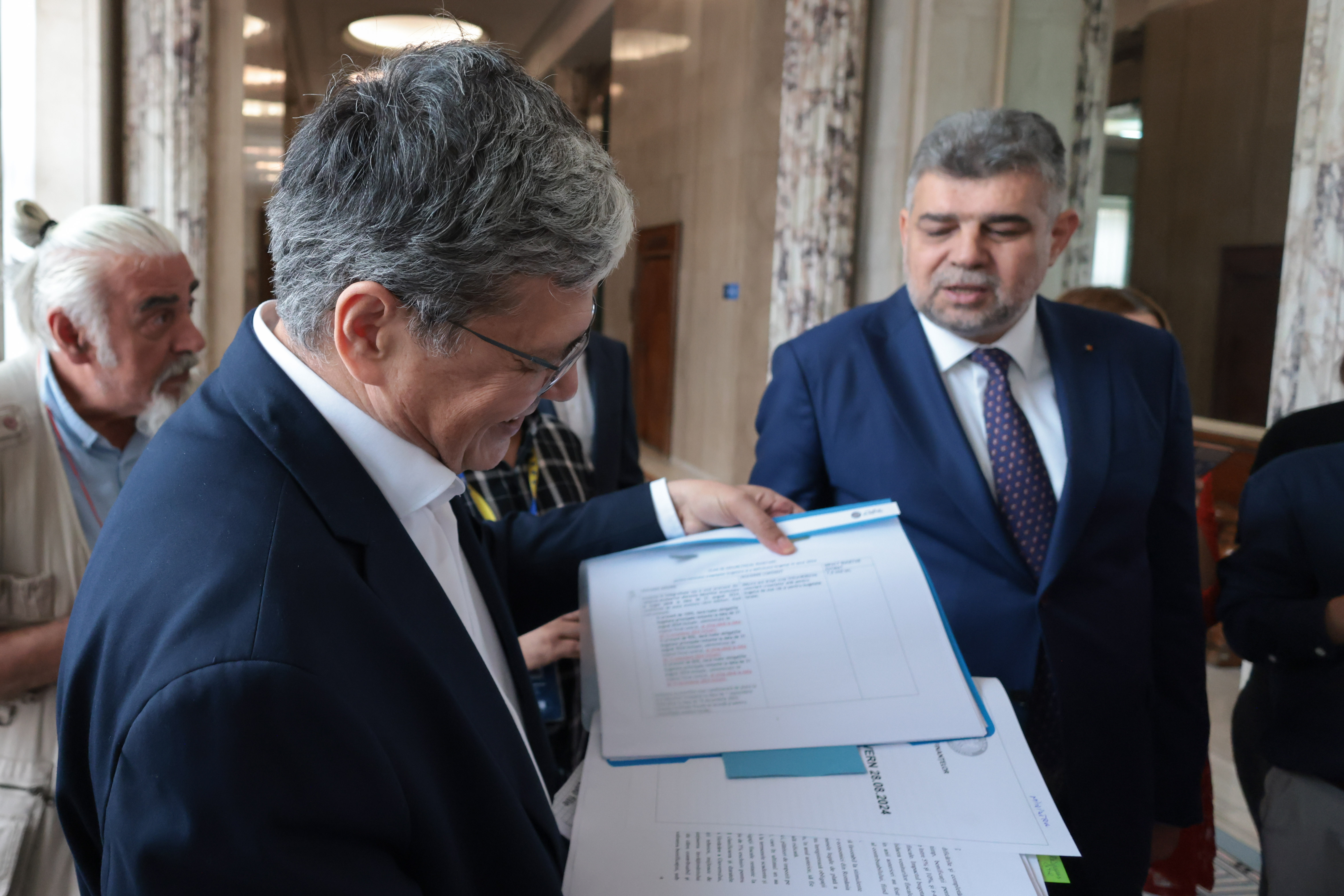 Acuzații grave: Ciolacu, replică șocantă la avertismentele privind deficitul bugetar