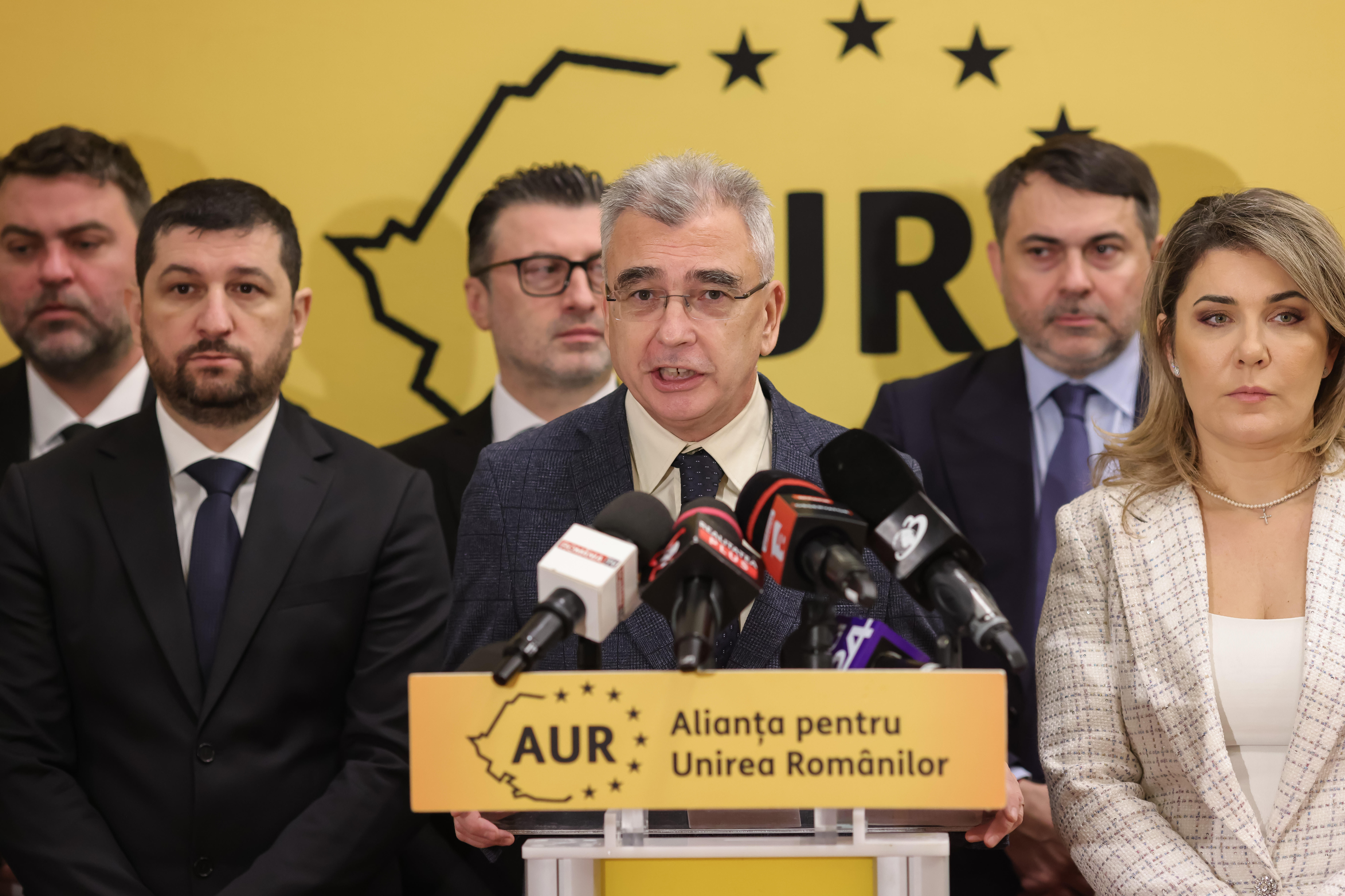 AUR propune modificarea Constituţiei pentru soluţionarea crizelor guvernamentale: „Să nu se mai repete situația din prezent”