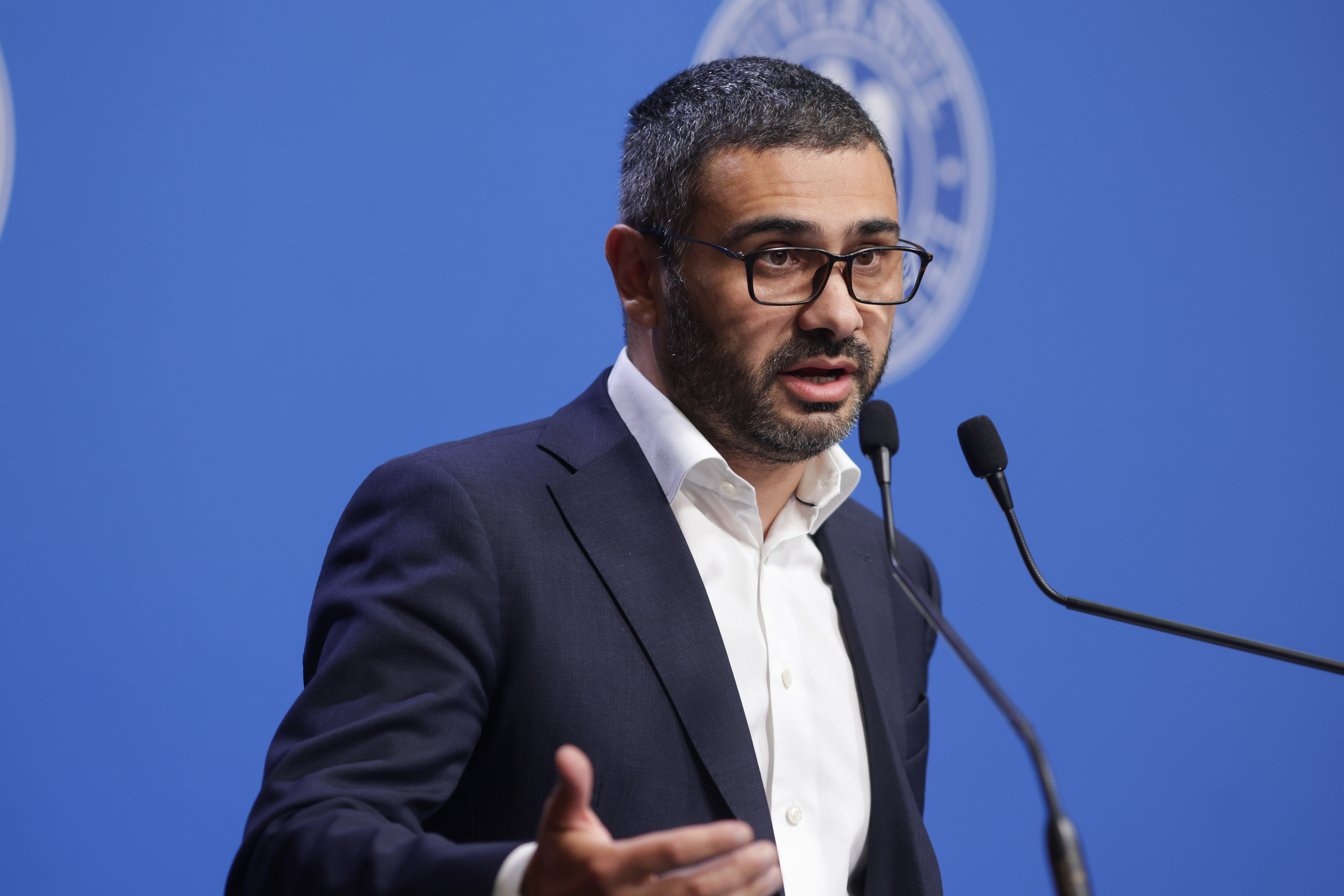 Florin Manole, explicații despre zborul privat la Mykonos: „Se poate verifica”