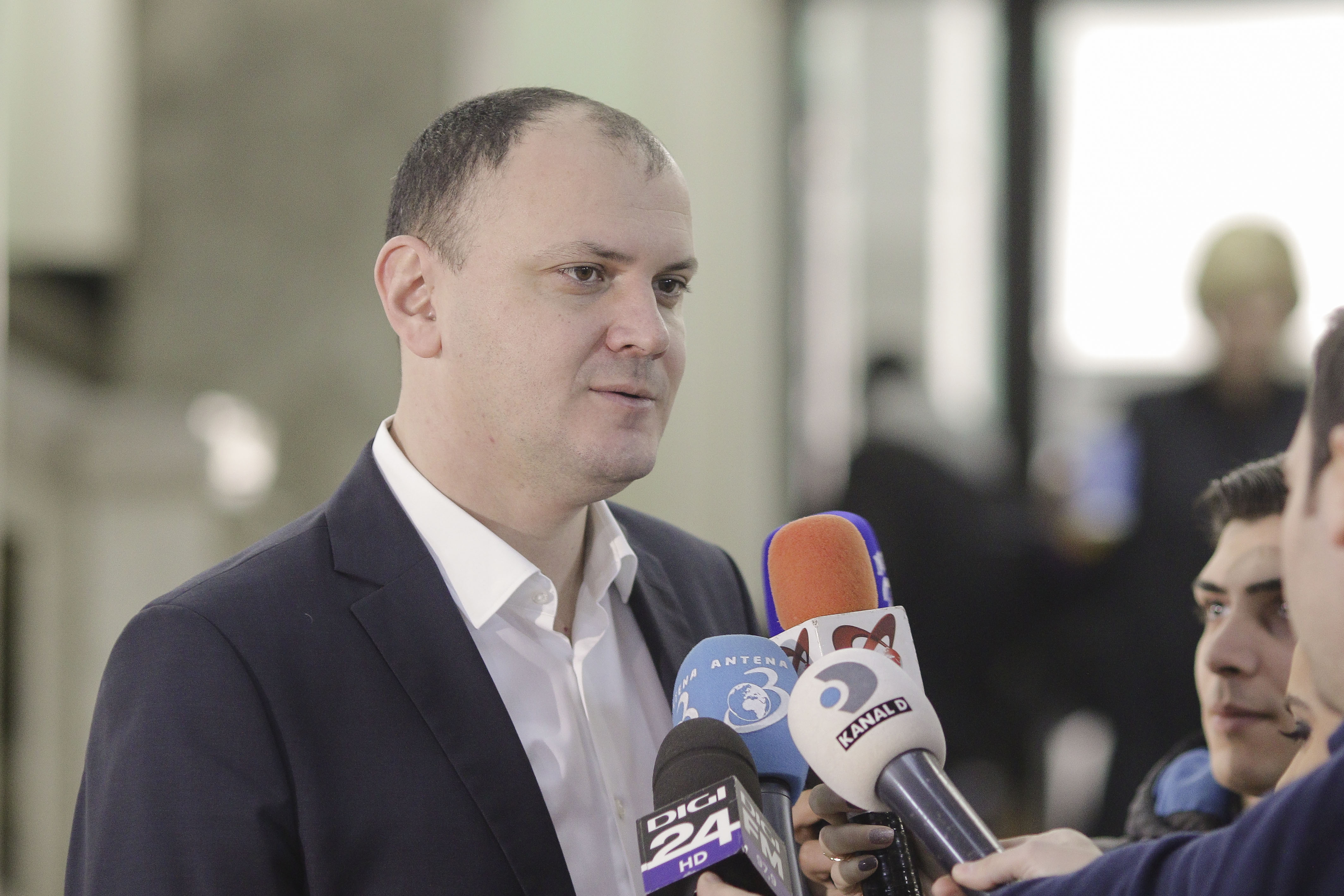 Dezvăluiri incendiare! Cum controla Sebastian Ghiță afacerile din România