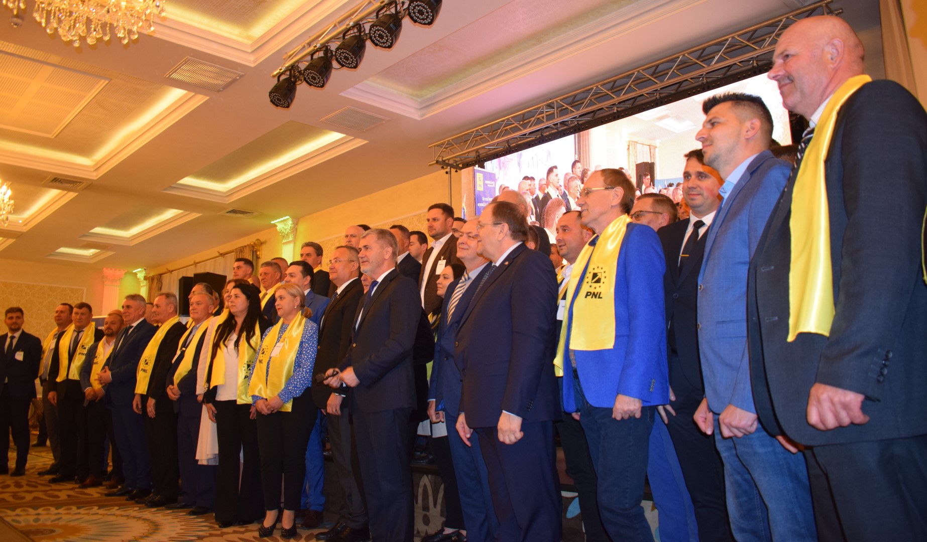 Iftime, gânduri de pace către liberalii botoșăneni: Nu urâți, competiția nu este cu ură - VIDEO