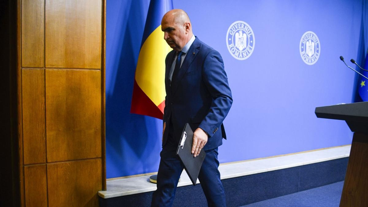 Bolojan a dat datele! Peste 300 de angajați din primăriile din Botoșani vor fi concediați – SITUAȚIA pe județe 