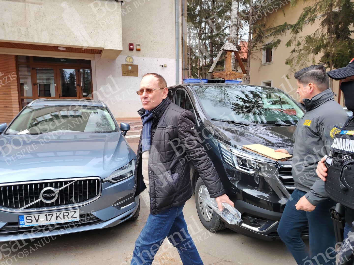 Fost primar dus la audieri la DNA Suceava în dosarul de corupție  – VIDEO 