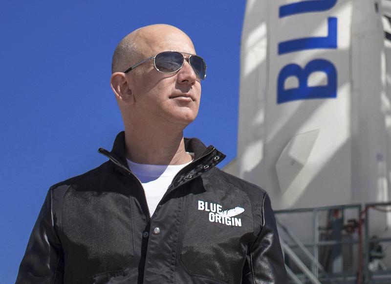 Jeff Bezos, plan inedit pentru a salva Pământul de asteroizi