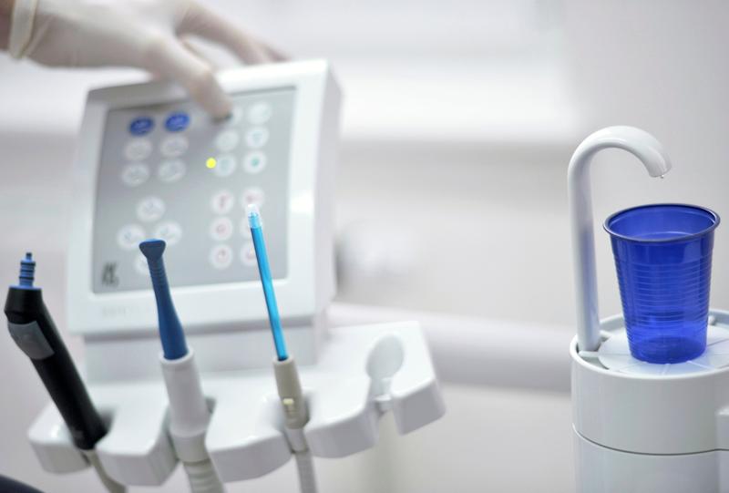 Alarma! Copiii, victimele lipsei de secții de stomatologie cu anestezie!