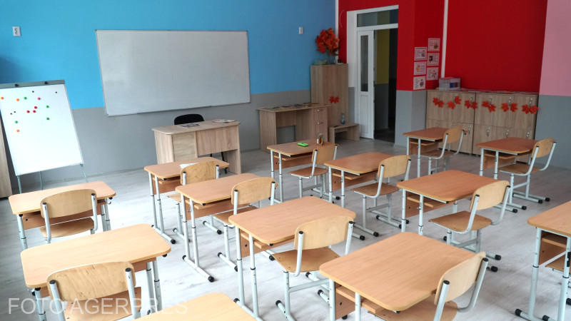 Școli închise! Zeci de mii de elevi, afectați de vreme