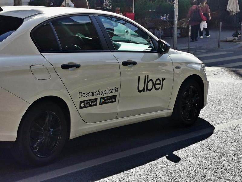 Uber vrea să aducă 2.000 de robotaxiuri fără șofer în Europa