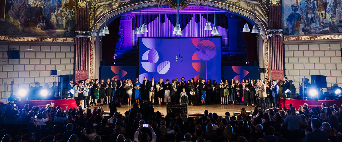 O profesoară din Botoșani, finalistă la Gala Premiilor pentru Directorii Anului 