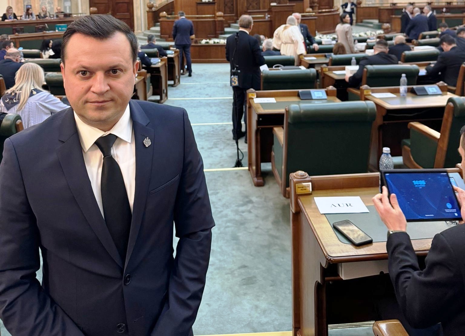 Cătălin Silegeanu (senator AUR): Trenurile României sunt trase pe linie moartă, fără ca statul român să reacționeze