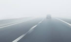 Cod galben de ceață în Botoșani: Vizibilitate redusă pe zeci de drumuri din județ