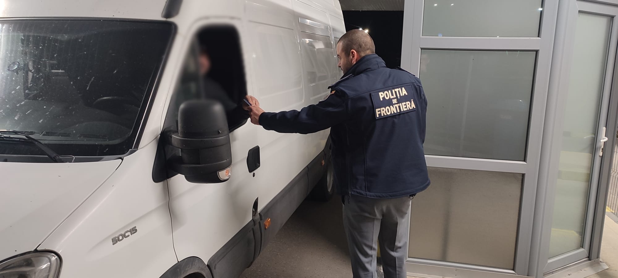 Traficant de droguri căutat prin toată lumea, prins de polițiști la Racovăț 