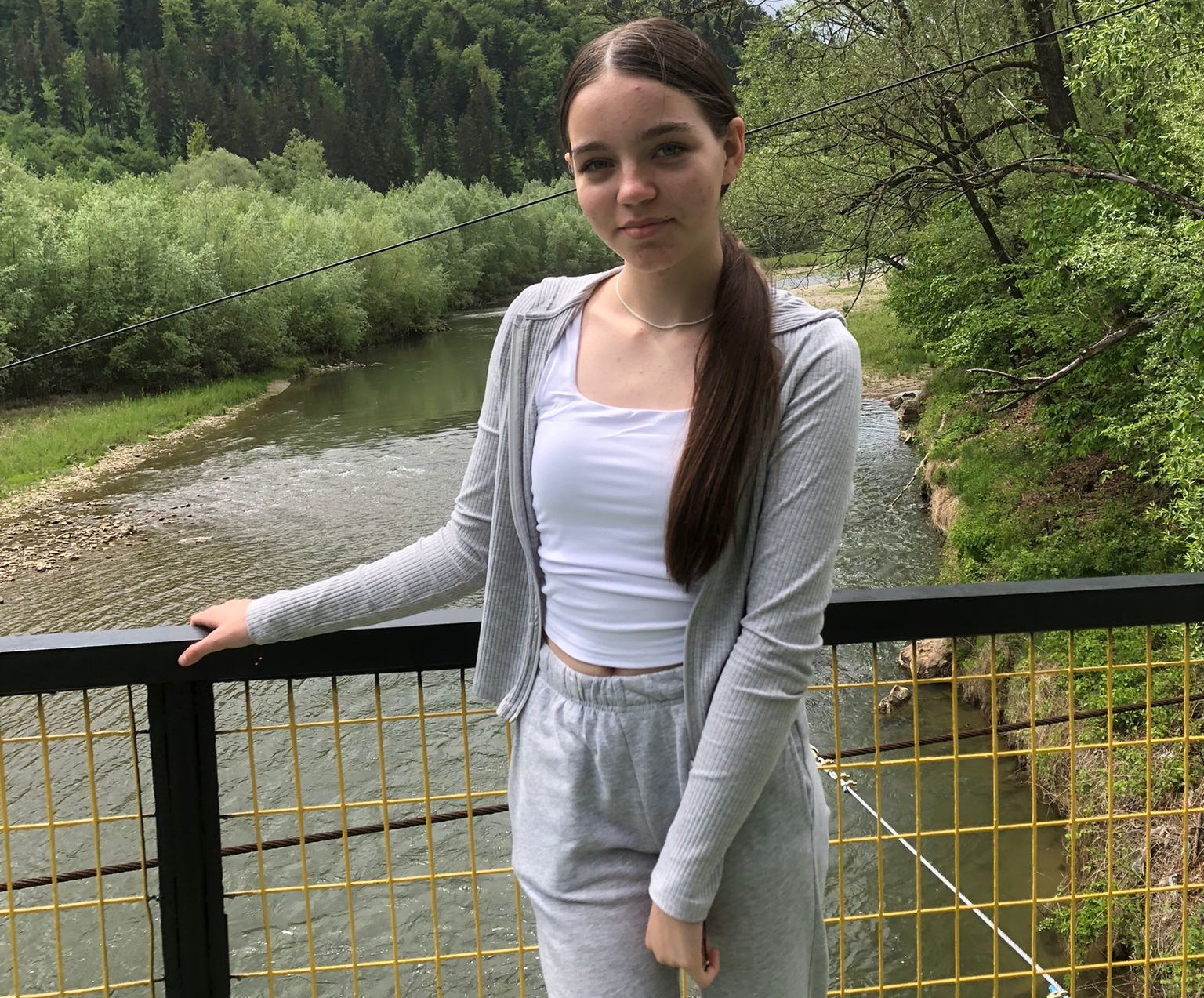 ALERTĂ:O fată a plecat la școală și nu a mai revenit acasă, polițiștii o caută