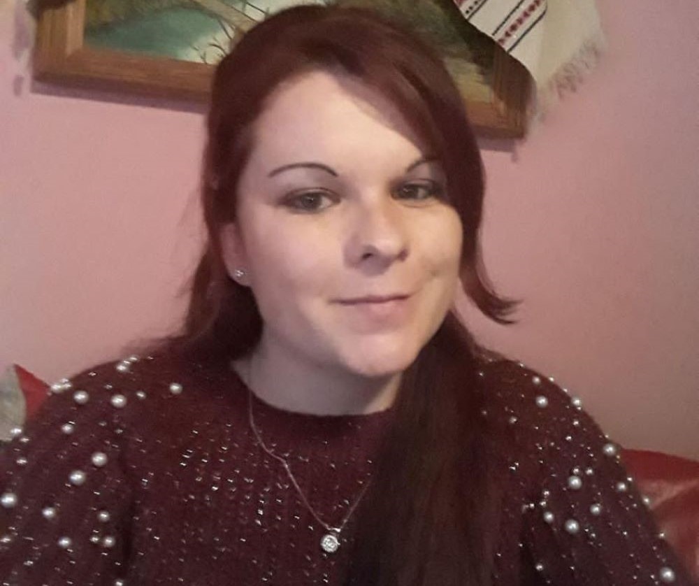 A dispărut Ionela! Polițiștii caută o botoșăneancă care a plecat de acasă în miez de noapte 