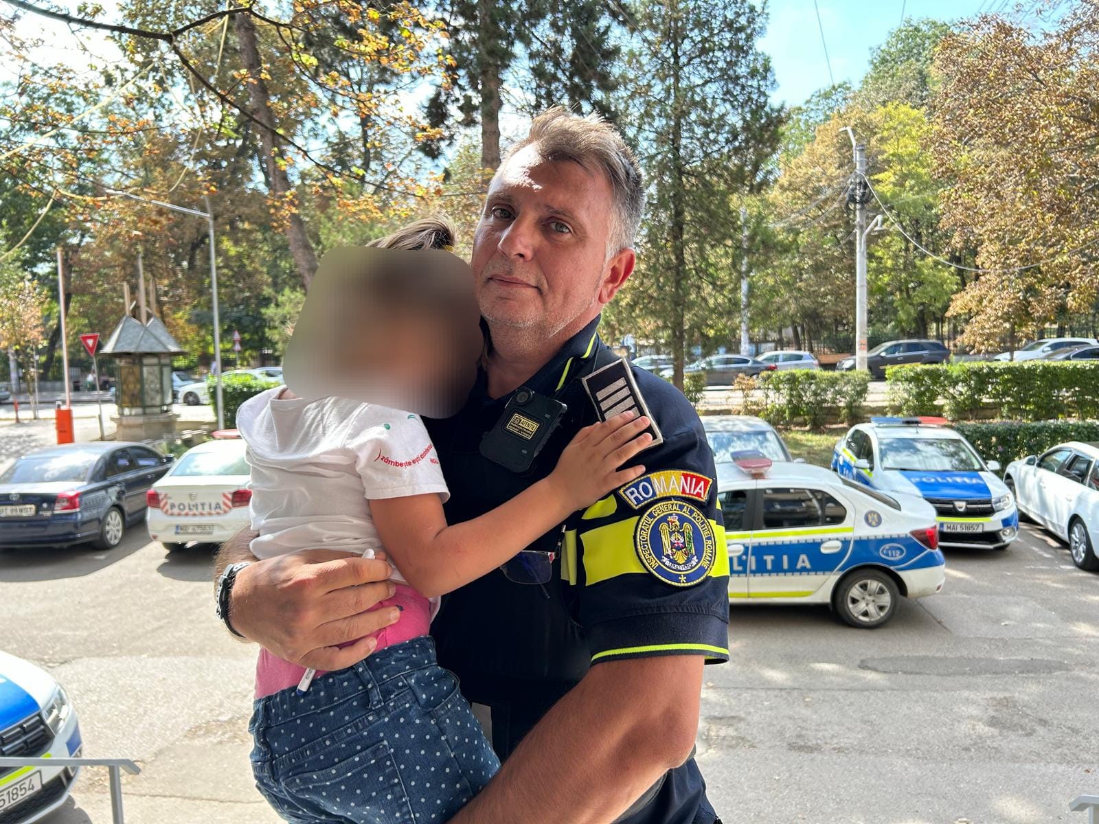 O mamă și-a pierdut fetița de cinci ani, a sunat disperată la Poliție 