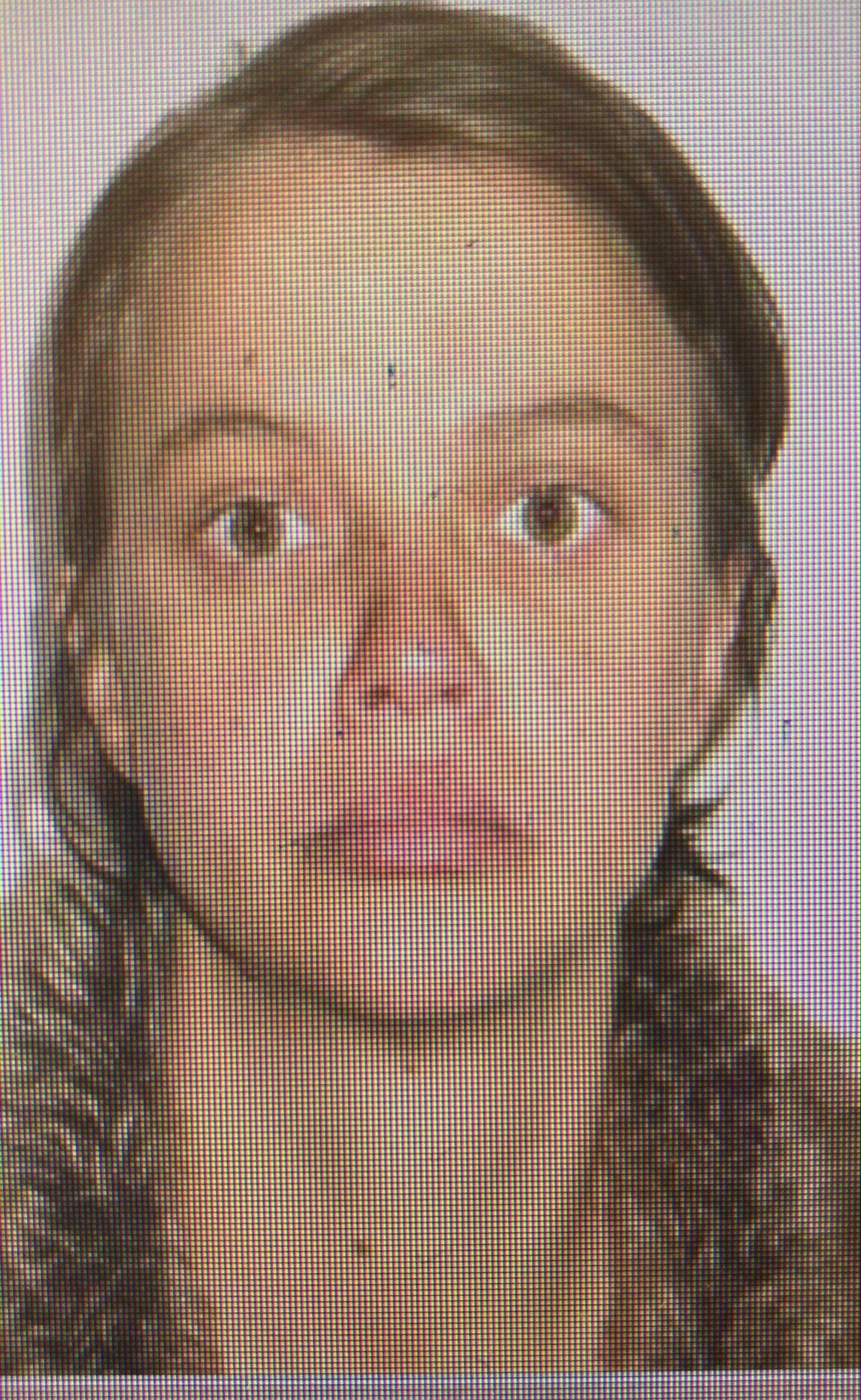 O tânără din Botoșani a dispărut în prag de Revelion, polițiștii o caută 