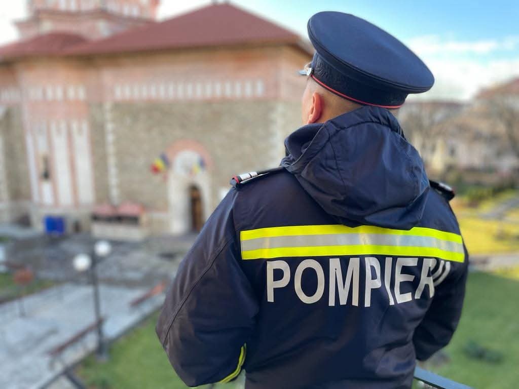 Pregătiri pentru slujba de Bobotează: Pompierii, mesaj important pentru botoșăneni
