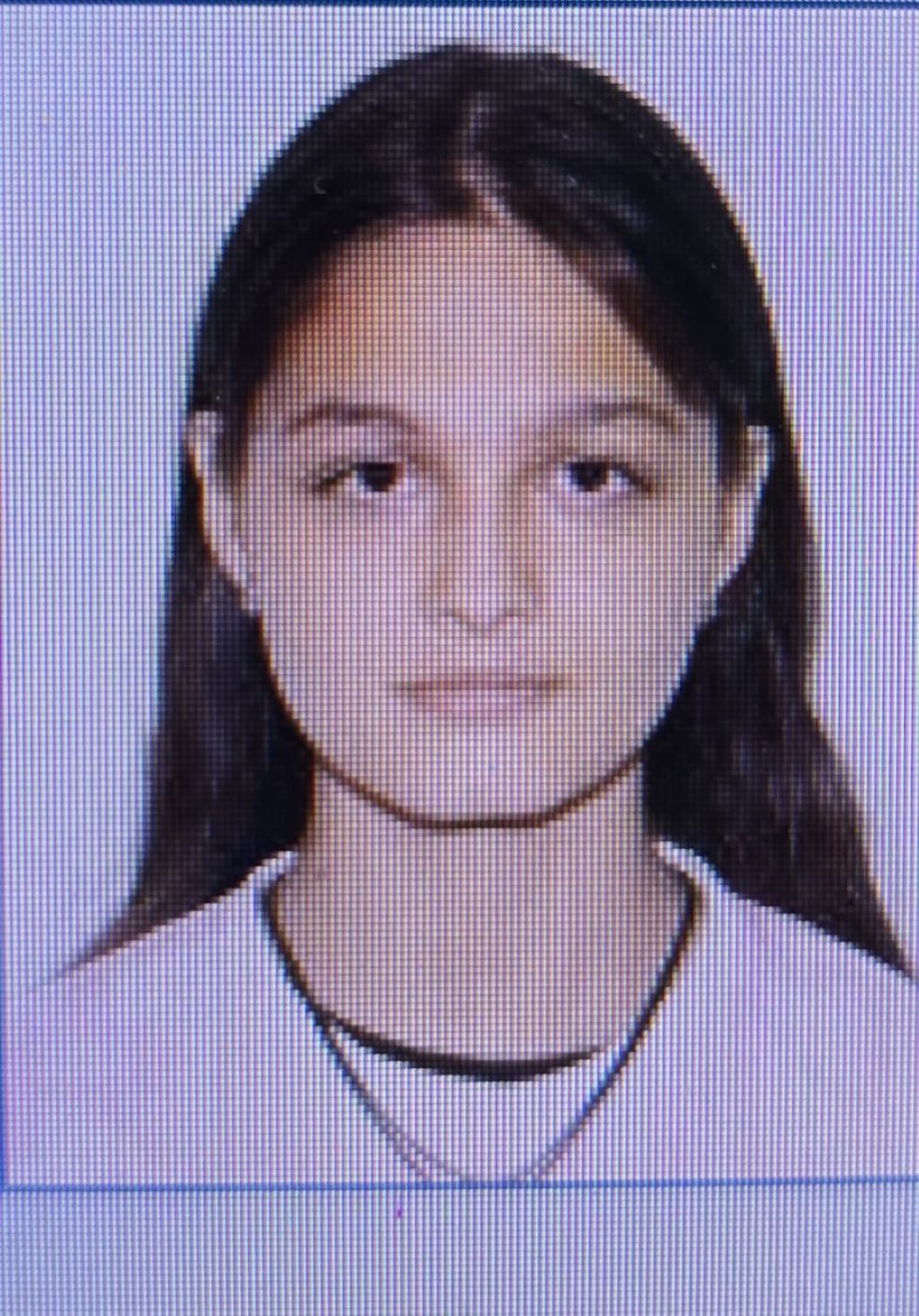 A dispărut Larisa! A plecat dimineață la școală și nu a mai revenit acasă