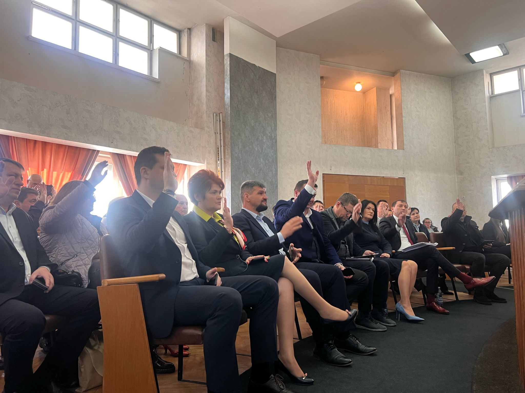 ASTĂZI: Bugetul județului a fost votat fără prea multe pretenții din partea consilierilor: În momentul acesta putem funcționa – VIDEO