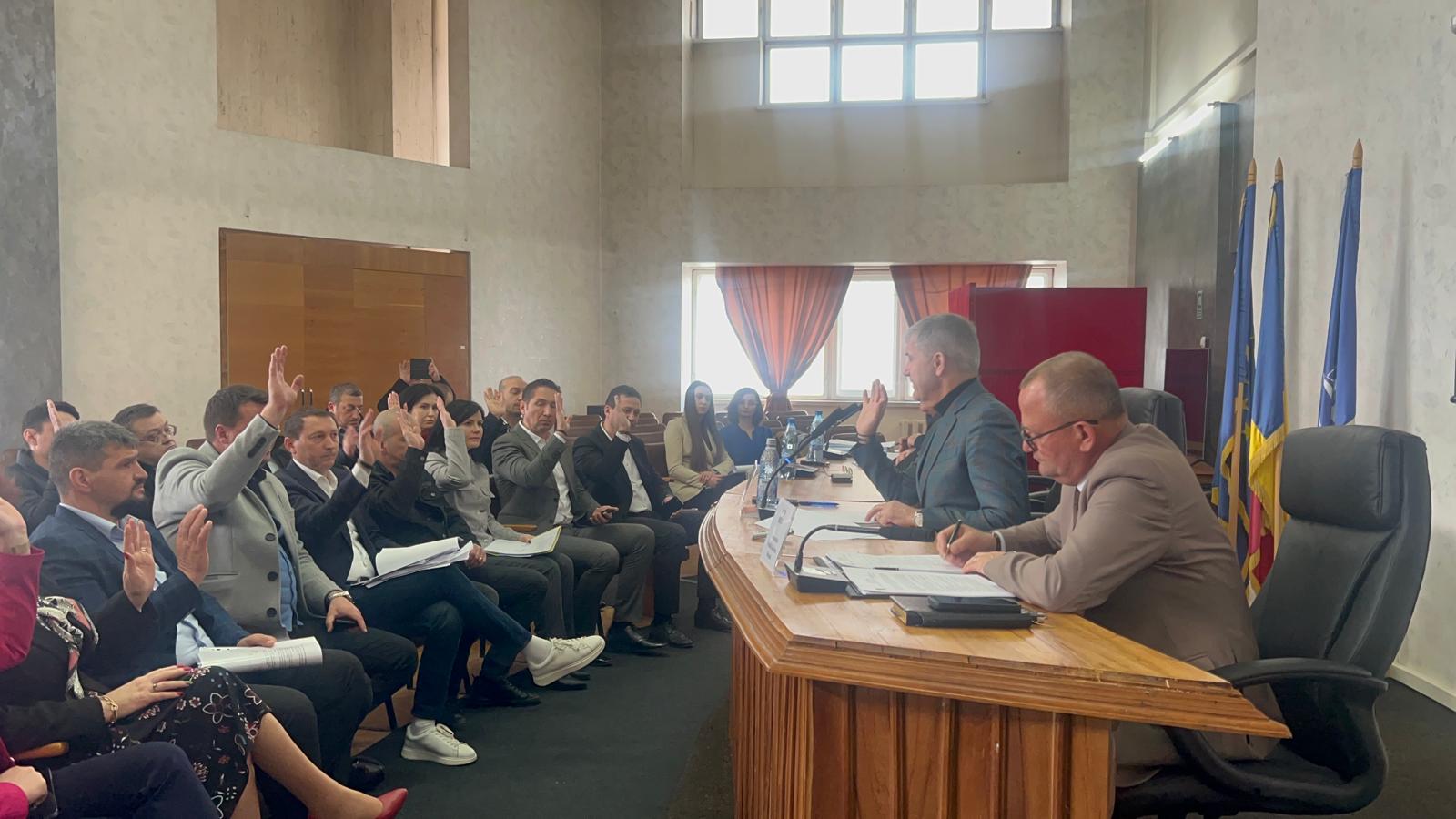 Un consilier județean a descoperit un alt pod „celebru” de la Botoșani: S-a acționat în instanță constructorul – VIDEO