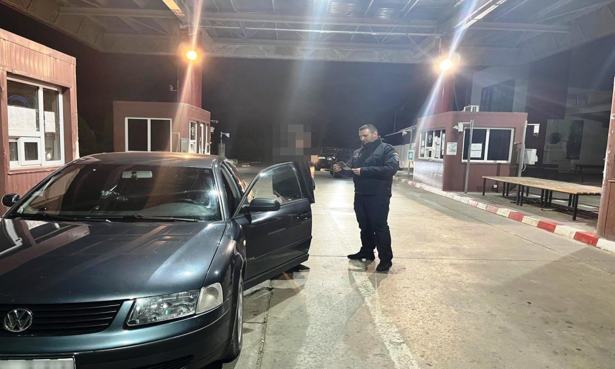 Tânăr de 18 ani prins cu falsuri de polițiștii de frontieră 