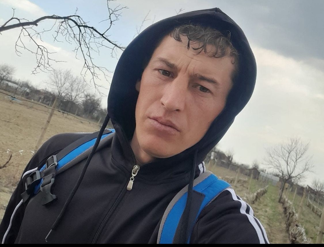 Un tânăr a dispărut misterios de acasă: Sunați la 112 dacă îl vedeți!