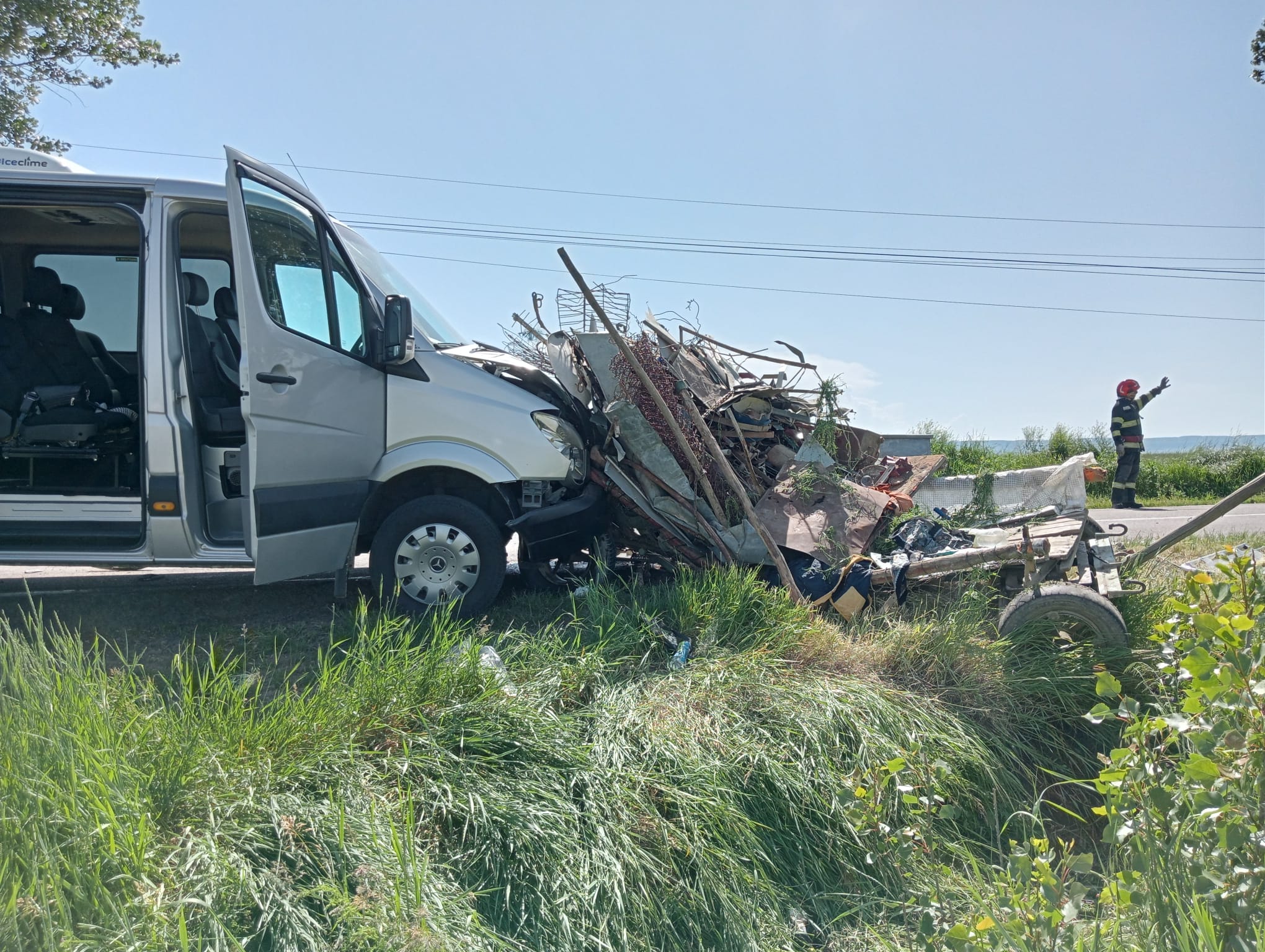 Mamă și fiu ajunși la spital după accidentul cu microbuzul plin de ucraineni – STAREA pacienților