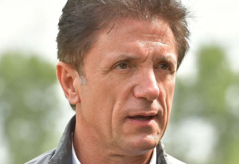 Gică Popescu, investiție de milioane de euro: A inaugurat un complex comercial