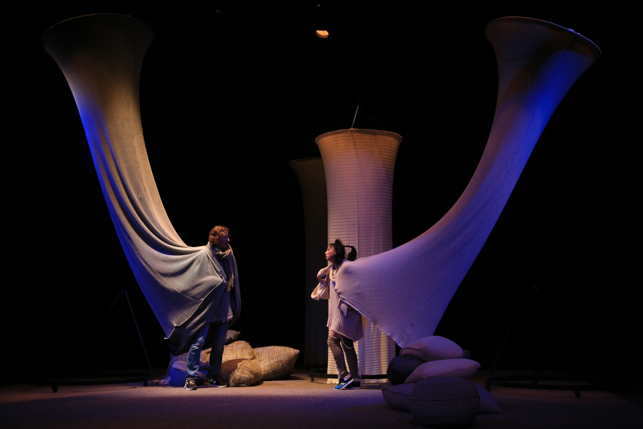 Actorii invită botoșănenii să se „îmbete din dragoste”