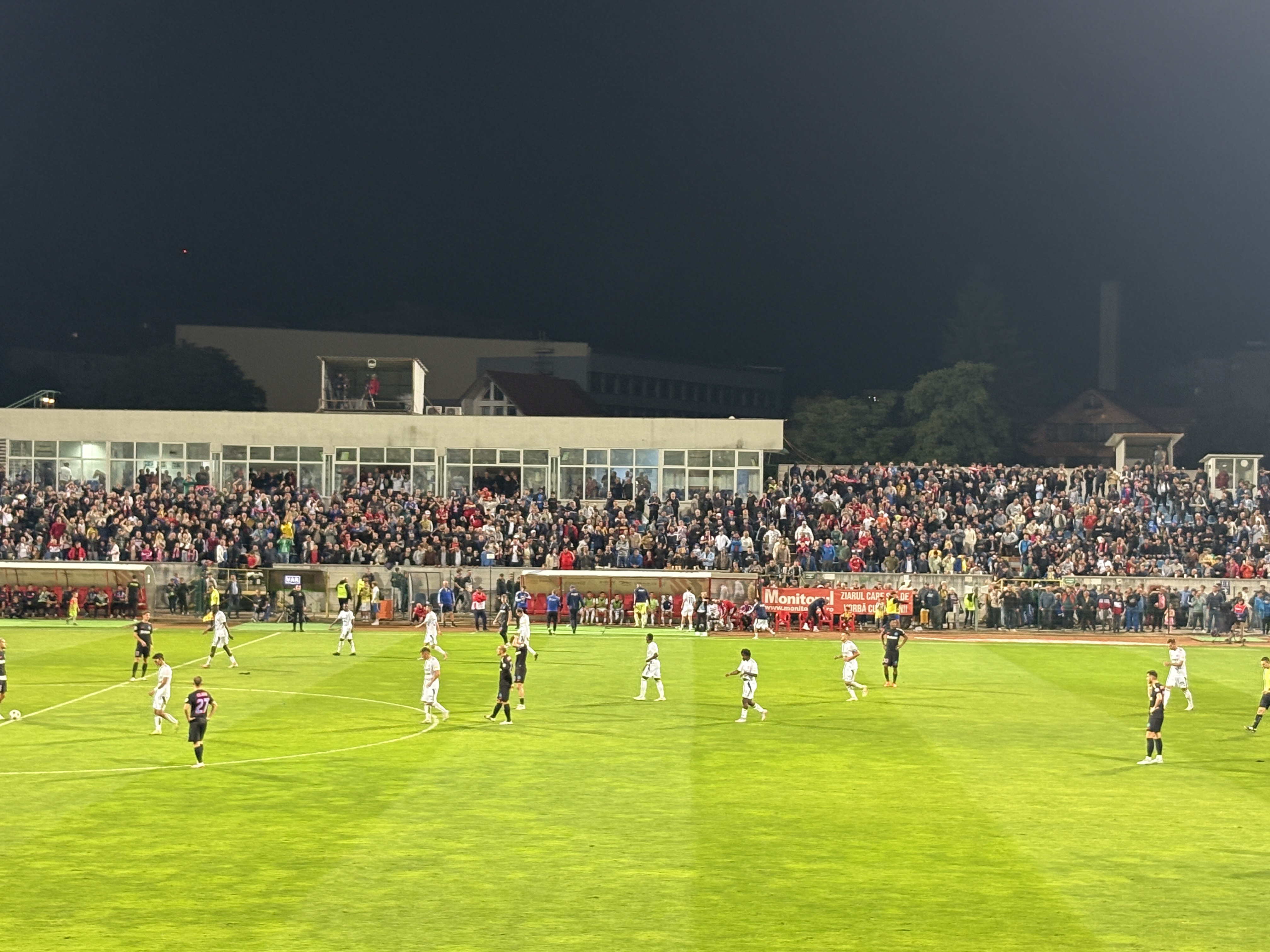 Botoşani zdrobește FCSB în fața unui stadion plin: Ole, ole, ole, Botoșani, victorie!