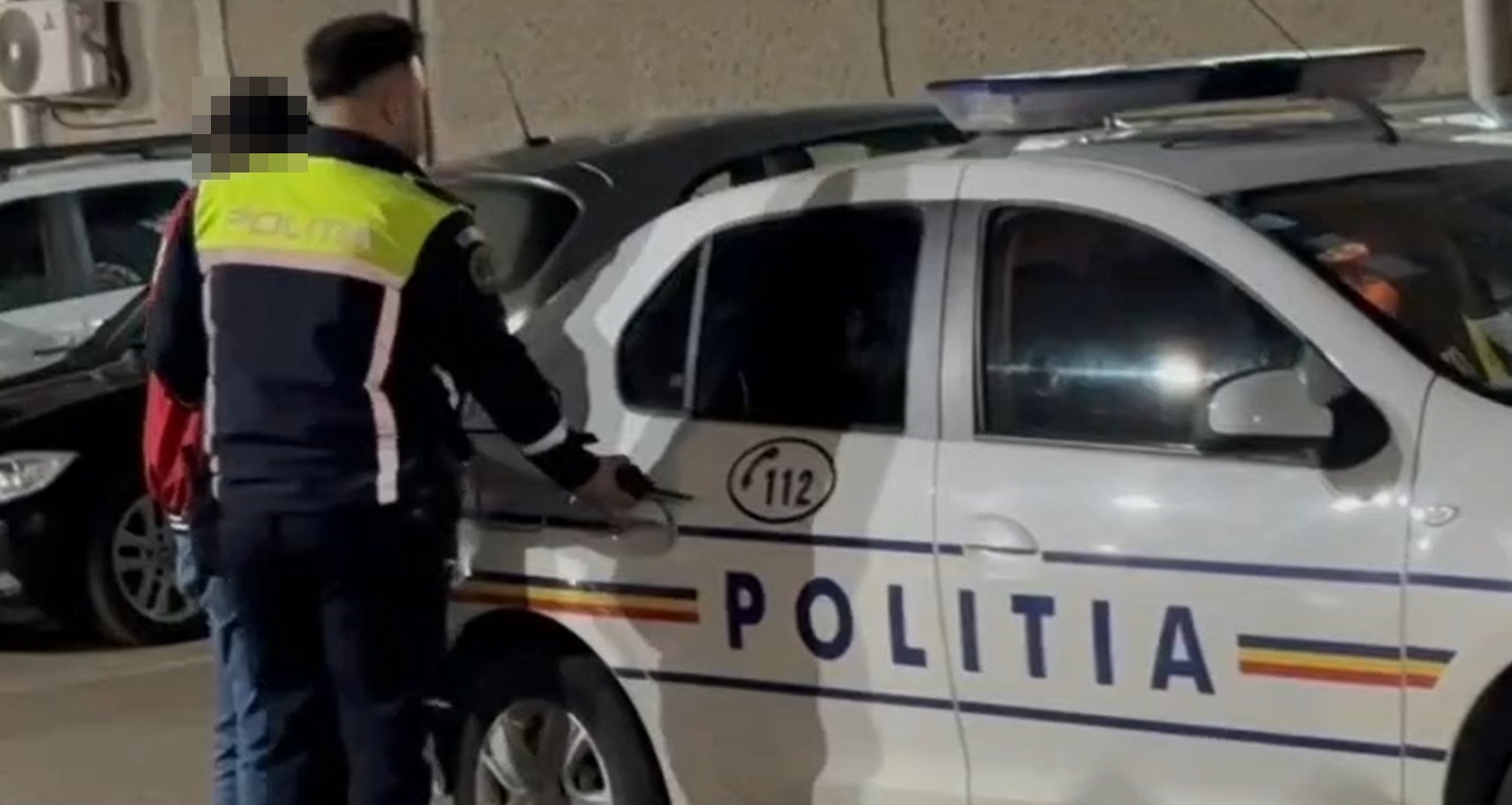 Femeie lovită cu pumnii de propriul soț, polițiștii l-au încătușat 