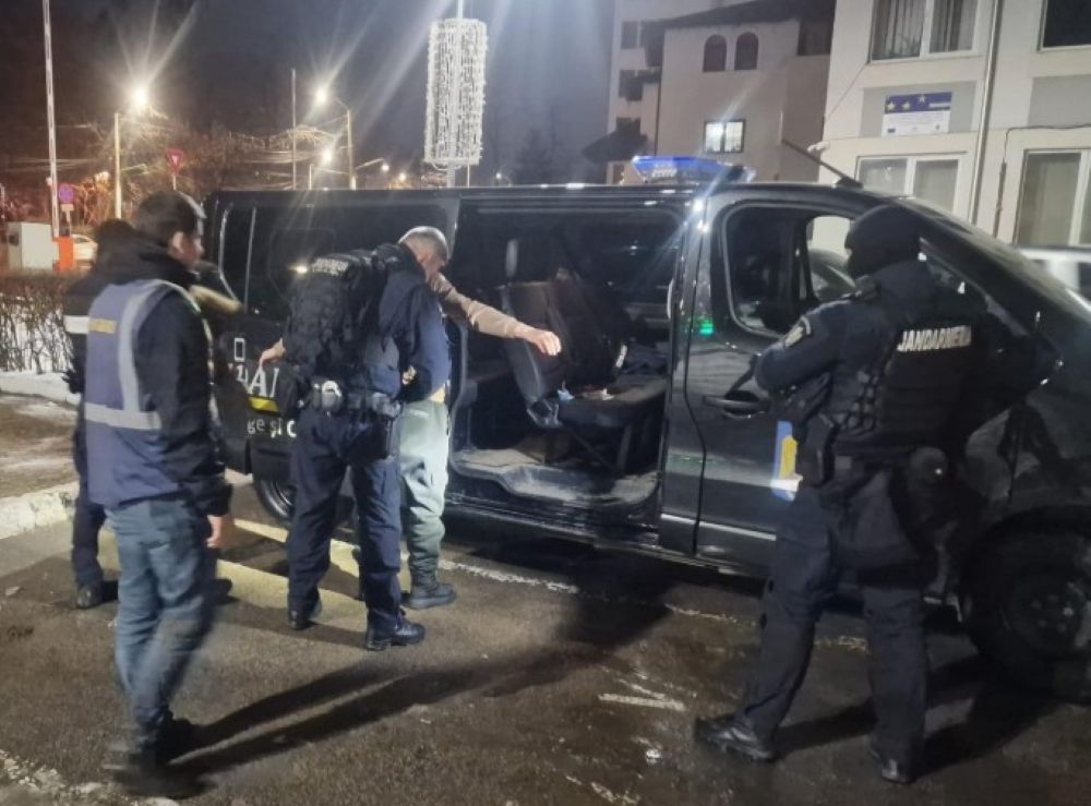 Cerșetor din altă țară prins pe străzile din Botoșani