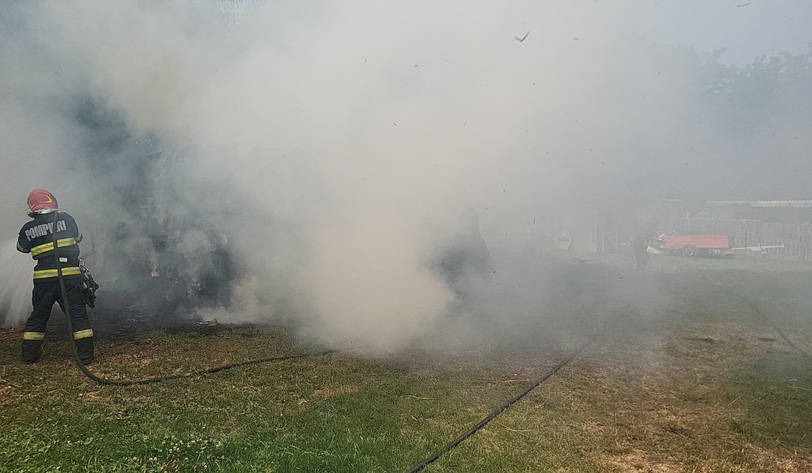 incendiu-cu-efect-de-lupa-