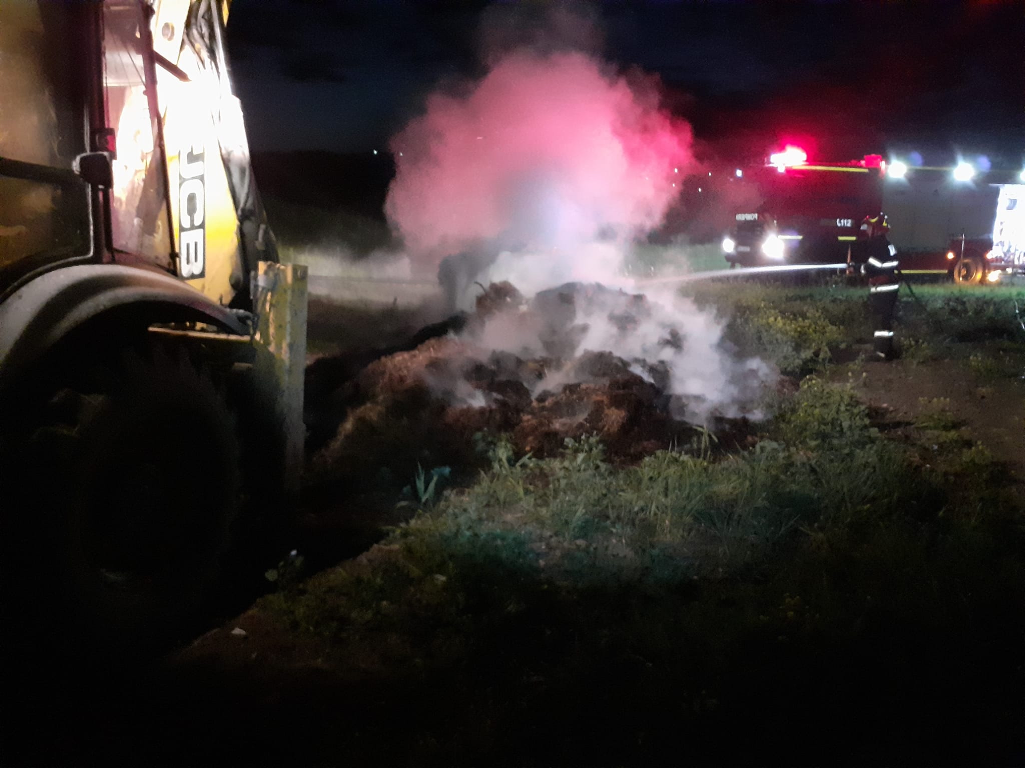 SEARA TRECUTĂ: Incendiu izbucnit într-o gospodărie din județ din joaca unor copii