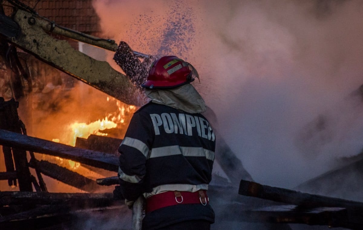 incendiu casa