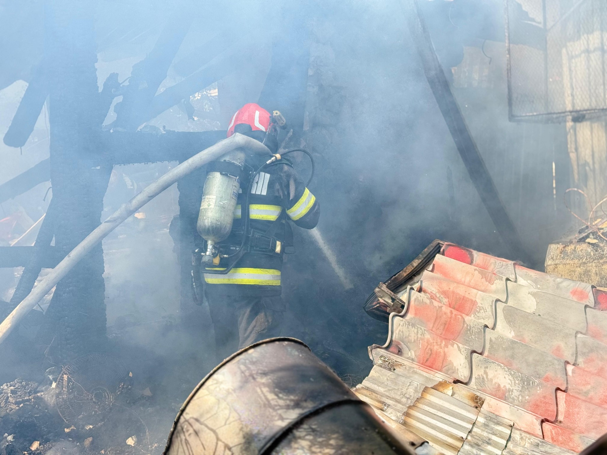 Incendiu provocat de un botoșănean care s-a apucat de făcut curățenie 