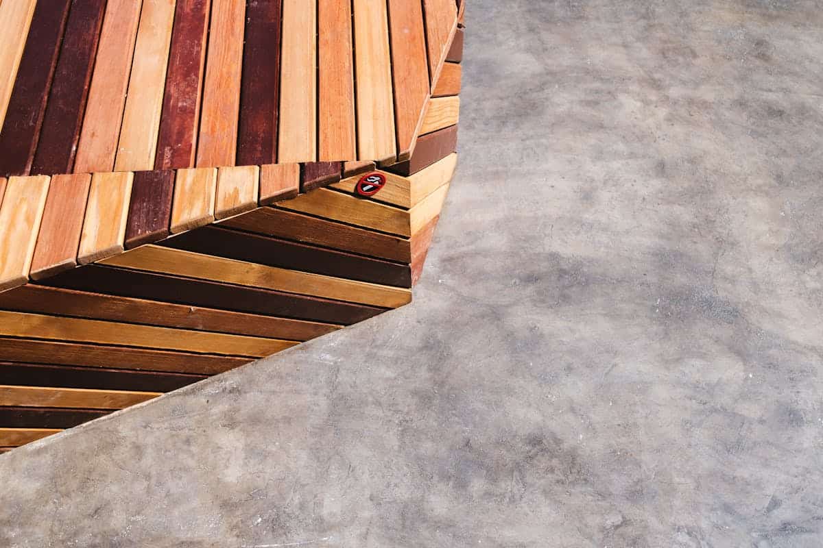 ingrijirea si intretinerea pardoselilor din lemn exotic