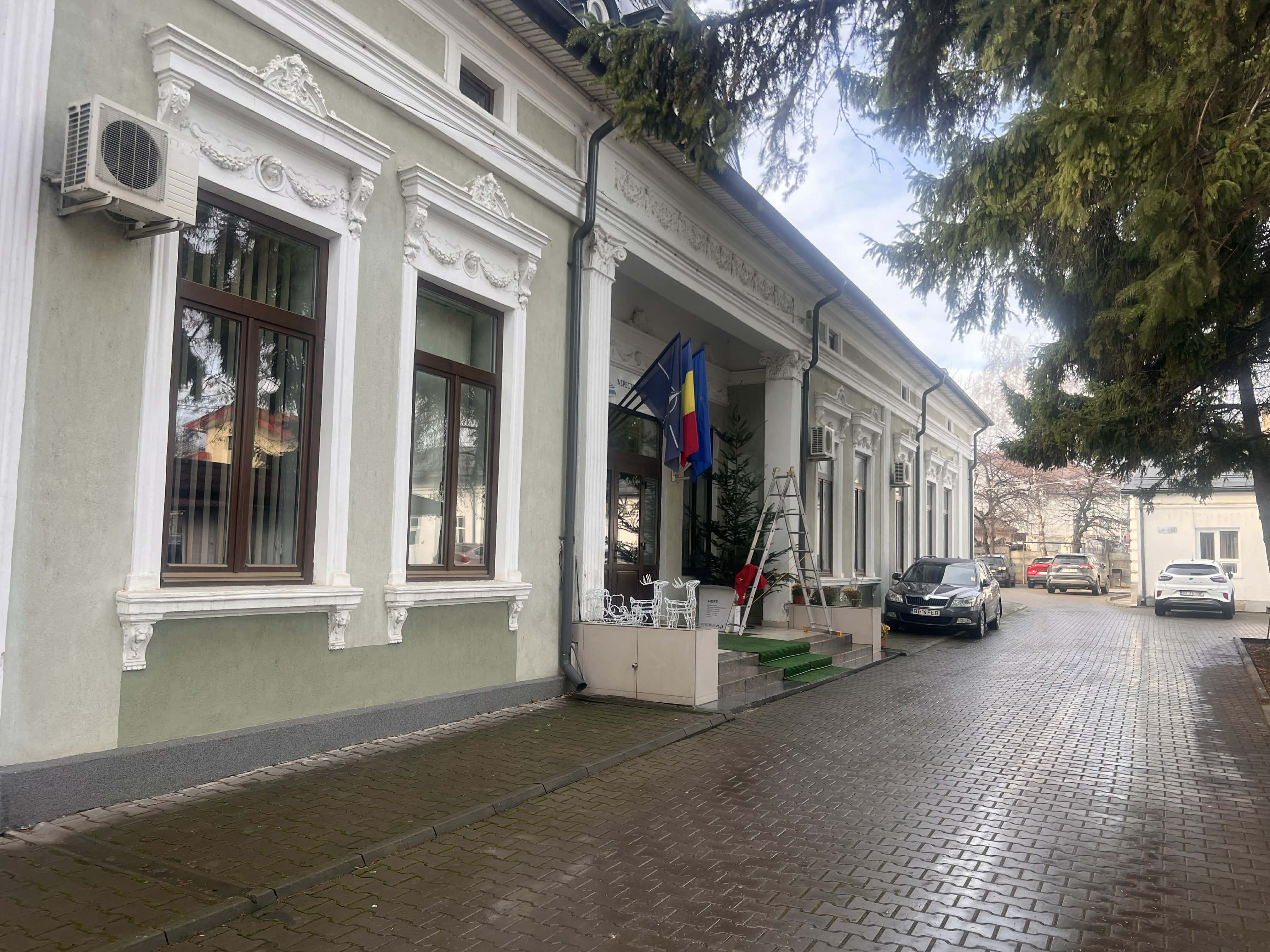 Mandate pe final pentru 136 de directori de școli din Botoșani: Ministerul decide cine rămâne și cine pleacă 