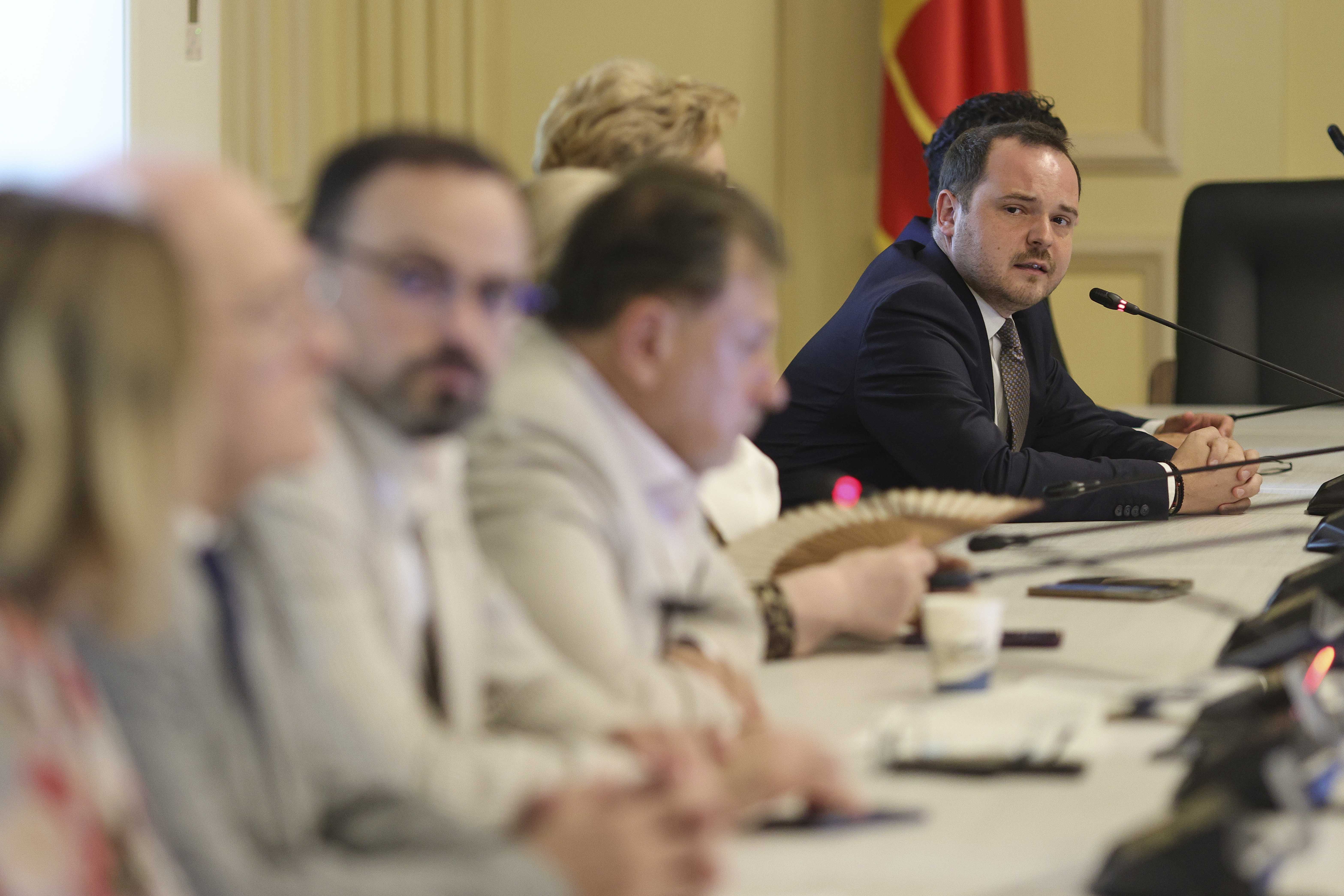 Prima decizie din sesiunea extraordinară. Nu a fost niciun vot împotrivă. „Nevoia reală e mult mai mare”, spune un fost ministru