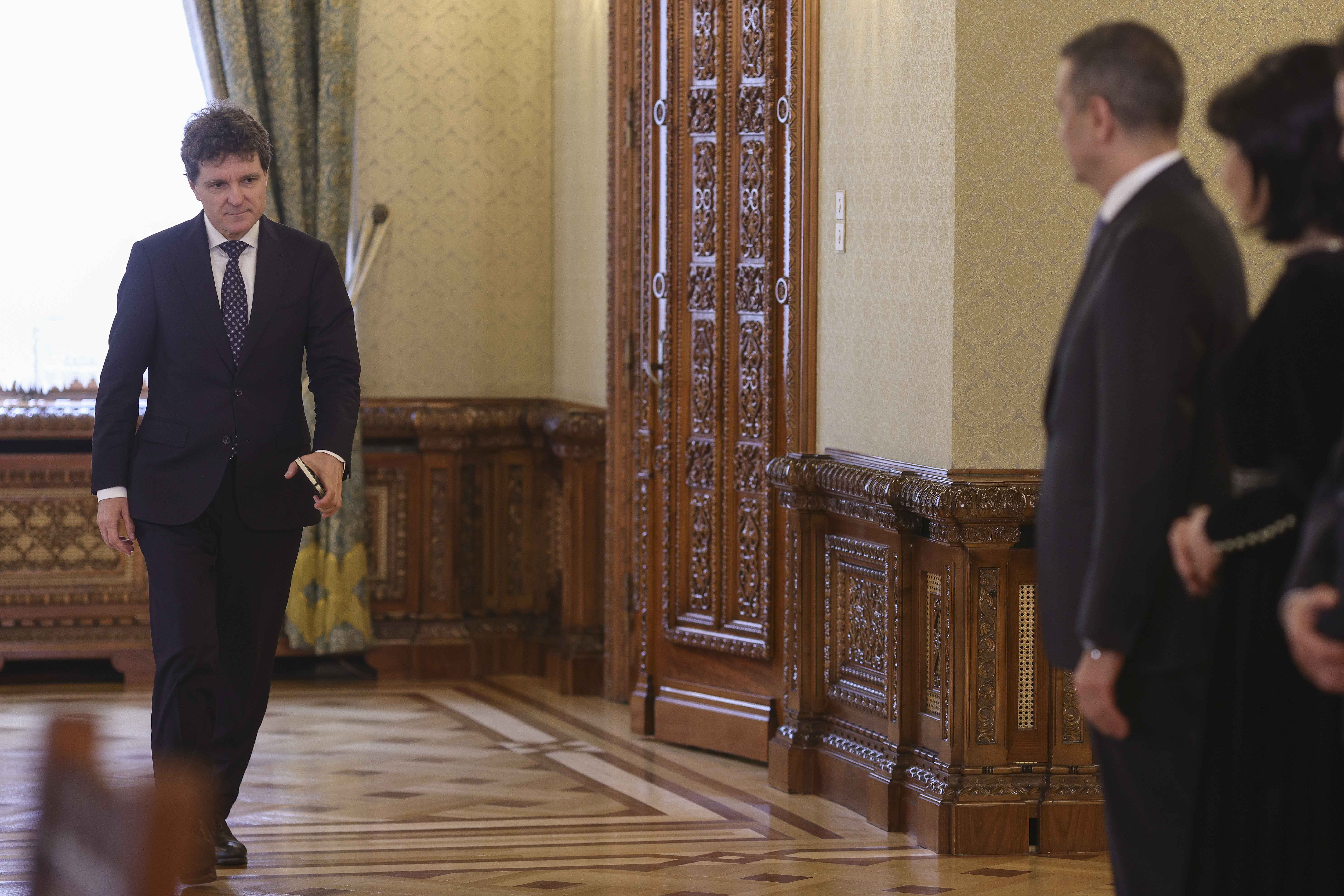 Când îi convoacă Nicușor Dan la discuții pe liderii partidelor pentru desemnarea premierului