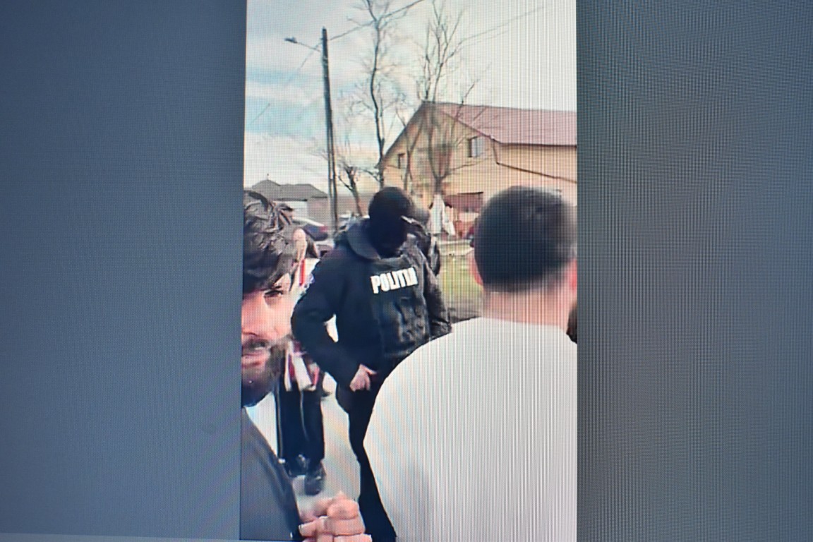 interventie a politiei filmata pe tiktok la botosani