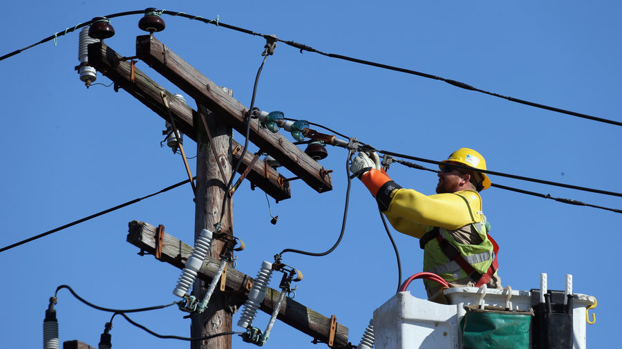 Mai multe localități din județul Botoșani rămân fără curent 