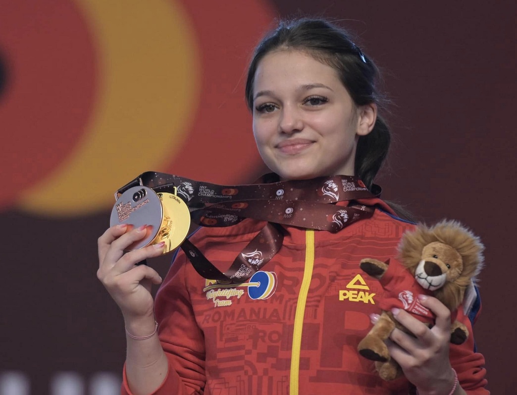 Ioana Miron, medaliată cu aur și bronz la Campionatele Mondiale de juniori de haltere