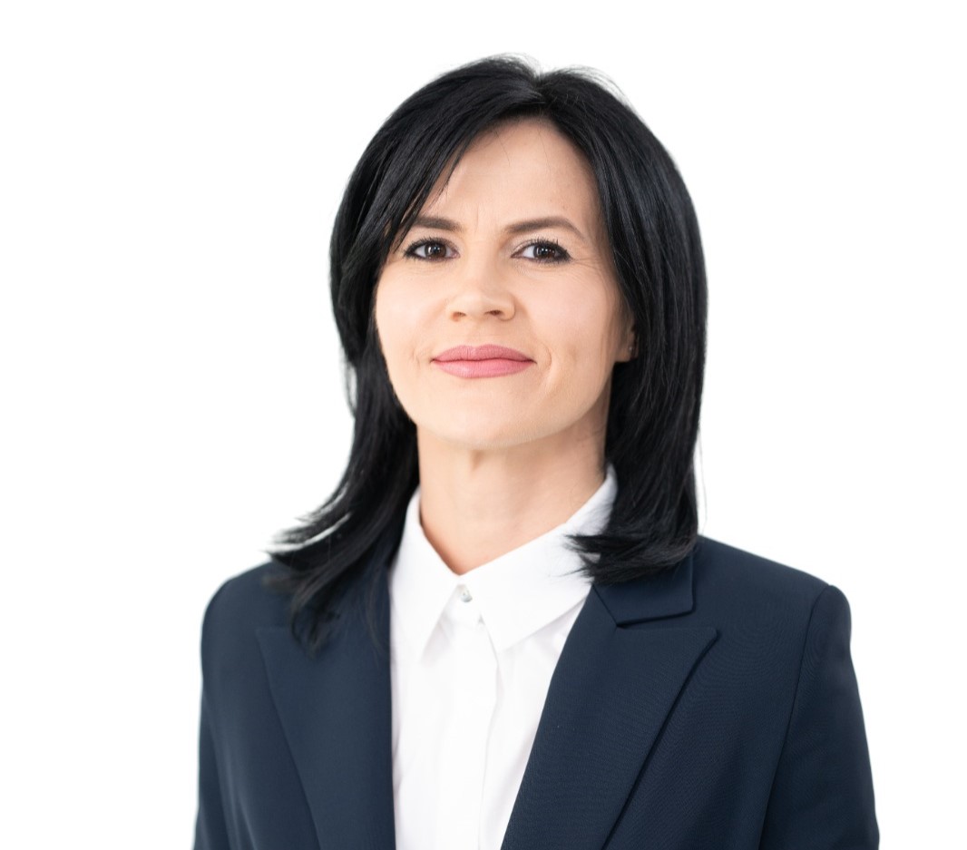Ionela Aiftincă, PNL: Partea interesantă din propunerea d-nei Federovici este că a început să ia în considerare schimbarea echipei de la CJ