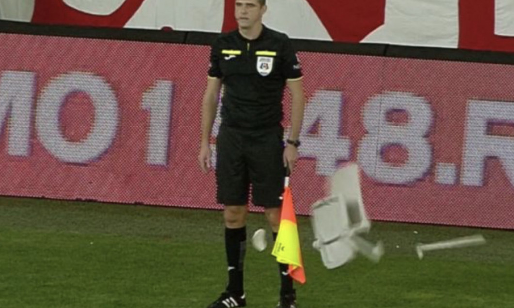 Ultrasul care a aruncat cu un scaun la Dinamo - FC Botoșani, a scăpat: Vor fi inițiate discuții cu organizatorii de competiții sportive de fotbal