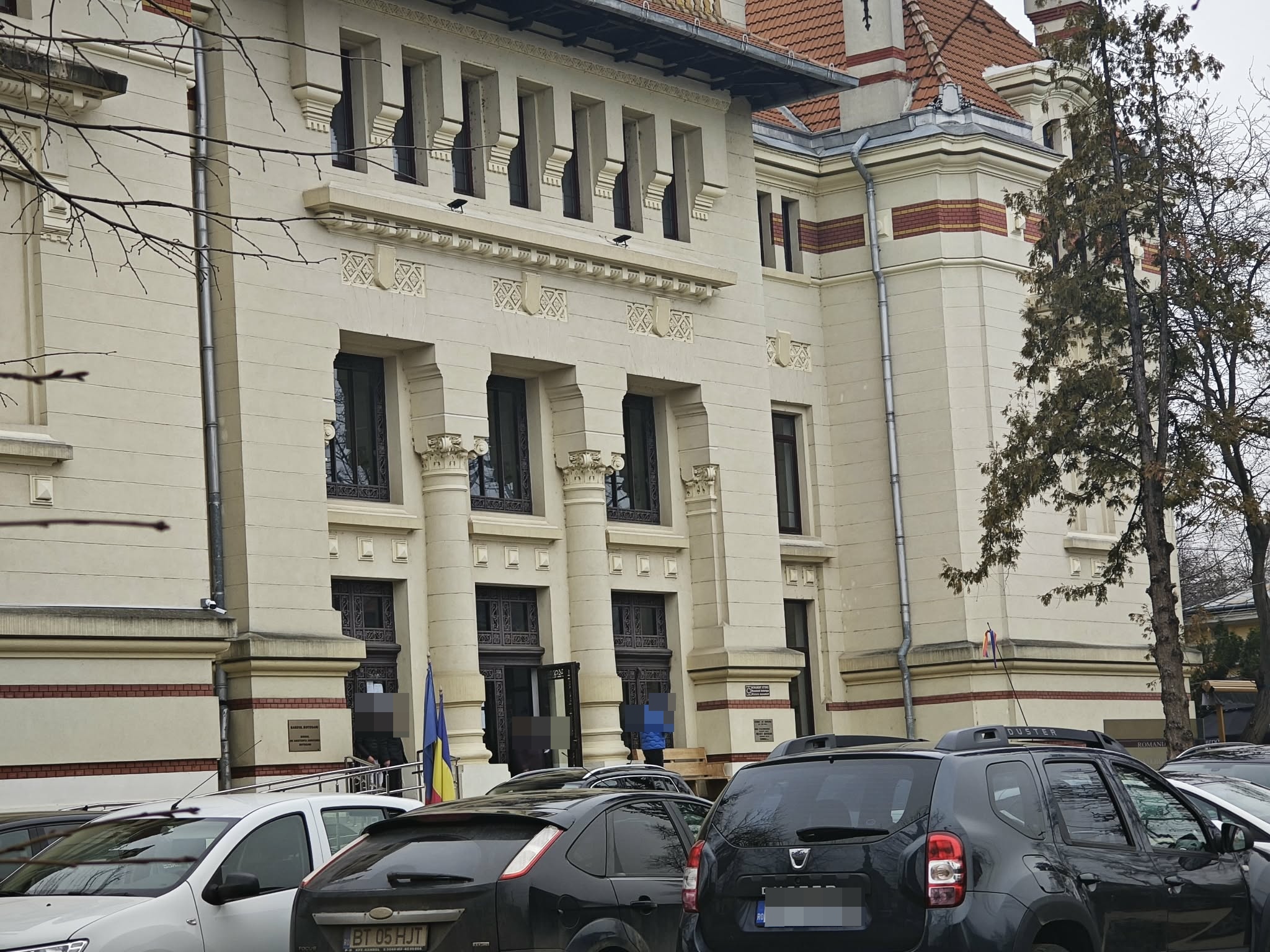 NU vor fi închiși! Decizie a judecătorilor în cazul elevului olimpic bătut de tineri din Centrul Vechi 