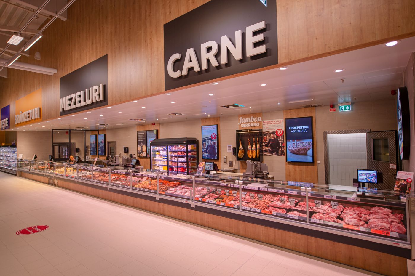 De unde provin cotletul și ceafa de porc vândute în magazinele Kaufland: Motivul pentru care au mereu un preț bun