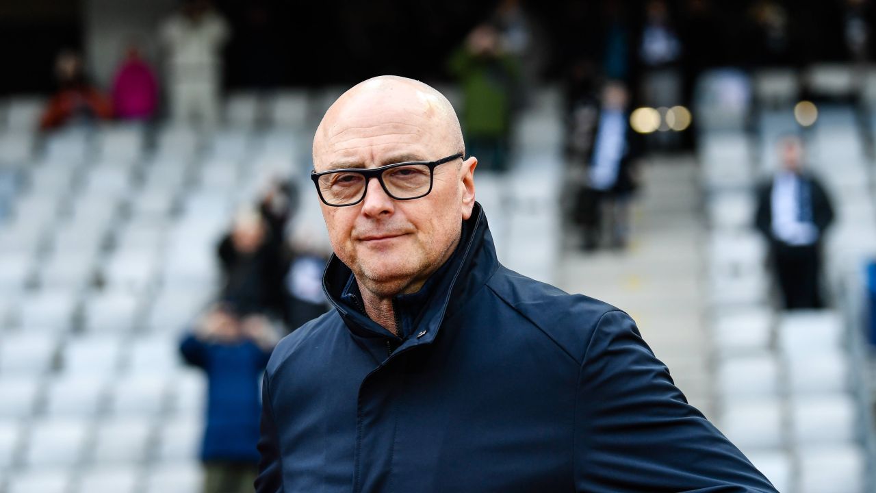 De pe poziția de lider, Leo Grozavu l-a lăsat cu gura căscată pe reporter: Ne dorim salvarea de la retrogradare 