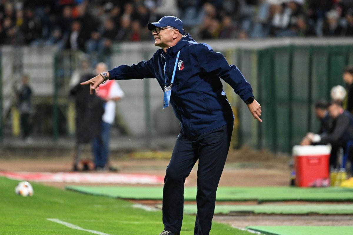 Leo Grozavu i-a dat replica lui Becali după ce Botoșani a ajuns pe locul 2: E bine să visezi